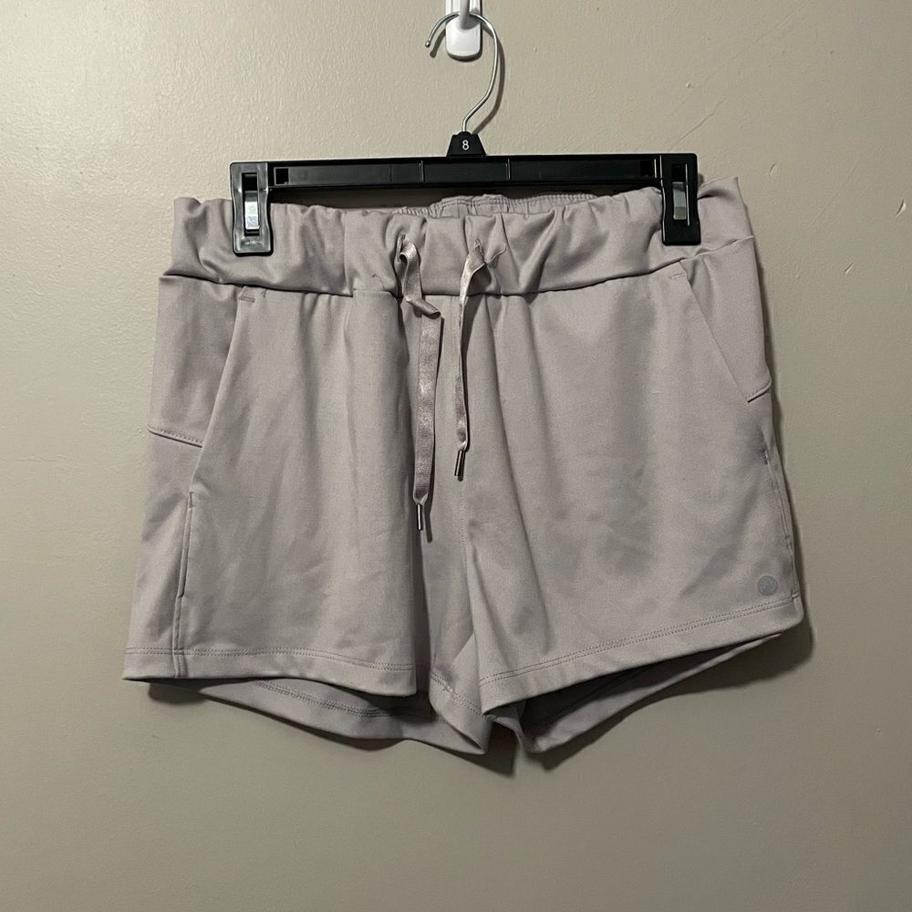 Apana shorts size S 